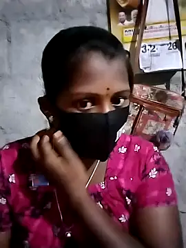 Snapshot of Tamil_Hot_Sandy chatting on February 3, 6:24 pm Tamil Hot Sandy online show from February 3, 6:24 pm