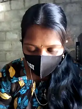 Snapshot of Tamil_Hot_Sandy chatting on February 6, 3:55 am Tamil Hot Sandy online show from February 6, 3:55 am