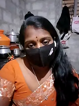 Snapshot of Tamil_Hot_Sandy chatting on February 9, 5:50 pm Tamil Hot Sandy online show from February 9, 5:50 pm