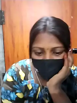 Snapshot of Tamil_Hot_Sandy chatting on February 18, 9:22 pm Tamil Hot Sandy online show from February 18, 9:22 pm