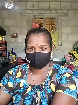 Snapshot of Tamil_Hot_Sandy chatting on February 19, 10:22 am Tamil Hot Sandy online show from February 19, 10:22 am