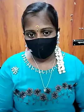 Snapshot of Tamil_Hot_Sandy chatting on February 22, 4:49 pm Tamil Hot Sandy online show from February 22, 4:49 pm