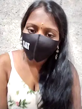 Snapshot of Tamil_Hot_Sandy chatting on February 25, 5:17 am Tamil Hot Sandy online show from February 25, 5:17 am