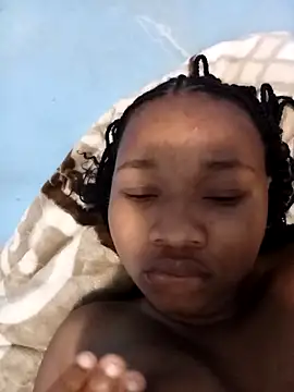 Snapshot of SugarSpiceXXX chatting on October 4, 11:25 pm SugarSpiceXXX online show from October 4, 11:25 pm