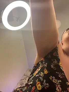 Snapshot of Angelina_velvett chatting on November 4, 11:37 pm Angelina velvett online show from November 4, 11:37 pm