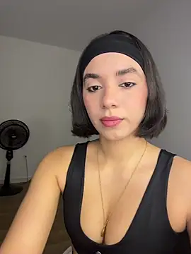 Capricho 01 online show from April 4, 6:16 pm