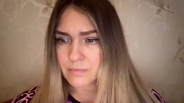 Snapshot of Milysoren chatting on February 4, 2:34 pm Milysoren online show from February 4, 2:34 pm