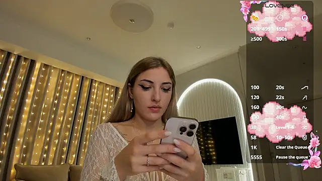AmyVilvet  online show from May 31, 7:26 pm