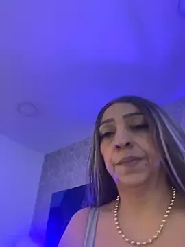 Angelina Roa online show from May 26, 2:35 pm