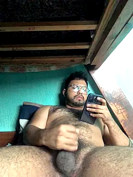 Snapshot of MenBlues chatting on October 17, 4:42 pm MenBlues online show from October 17, 4:42 pm