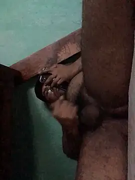 Snapshot of MenBlues chatting on February 27, 1:16 am MenBlues online show from February 27, 1:16 am