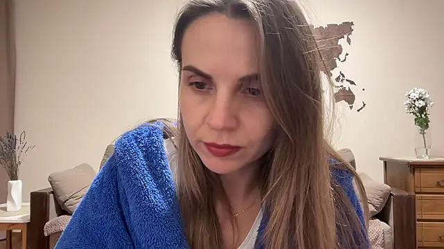 AnnieLove7722 online show from November 29, 8:12 pm