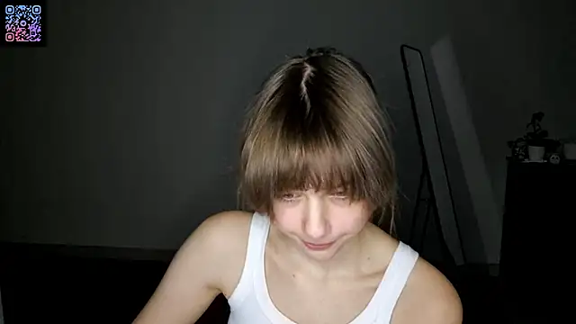 Snapshot of ExitedTroth chatting on February 1, 5:33 pm ExitedTroth online show from February 1, 5:33 pm