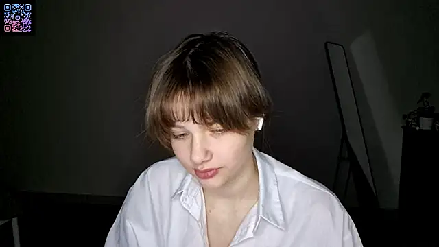 Snapshot of ExitedTroth chatting on February 7, 5:49 pm ExitedTroth online show from February 7, 5:49 pm