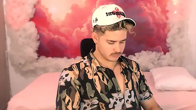 AlexPiersss online show from October 6, 7:11 pm