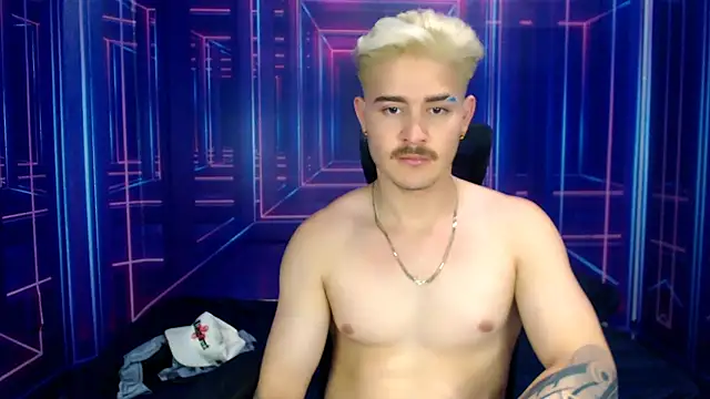 AlexPiersss online show from October 18, 7:14 pm