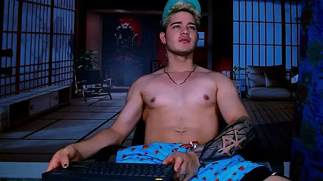 AlexPiersss online show from November 12, 7:13 pm