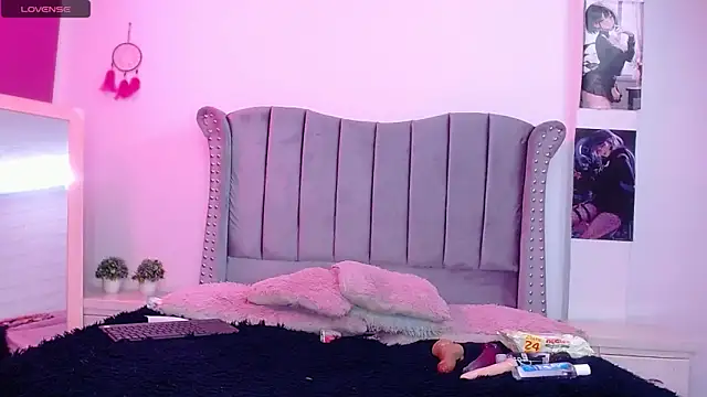 sweet naomy01 online show from November 25, 12:54 am