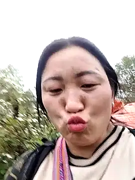 zhen-zo online show from April 4, 4:11 am