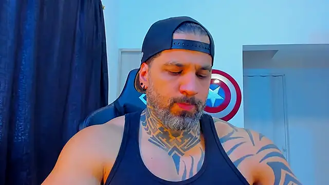 JoshRigby online show from February 25, 8:07 pm