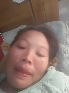 bree-zz online show from October 10, 6:34 am