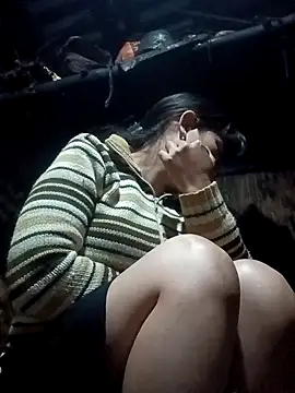 bree-zz online show from February 8, 11:30 pm