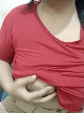 Snapshot of Yourbabysweet05 chatting on September 27, 9:14 am Yourbabysweet05 online show from September 27, 9:14 am