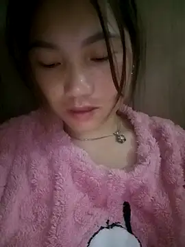 min-xinh online show from November 3, 7:15 pm