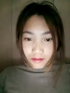 min-xinh online show from December 14, 9:30 pm