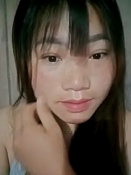 min-xinh online show from April 8, 10:54 pm