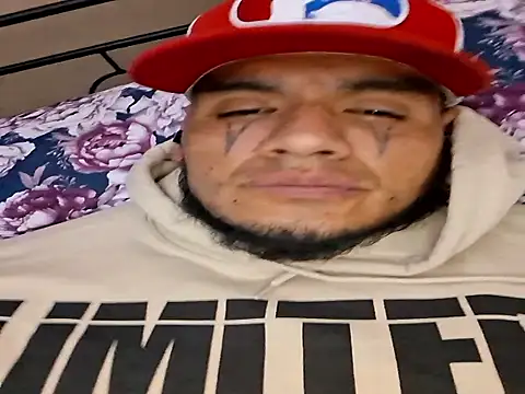 itsJrivera24 online show from November 18, 10:20 am