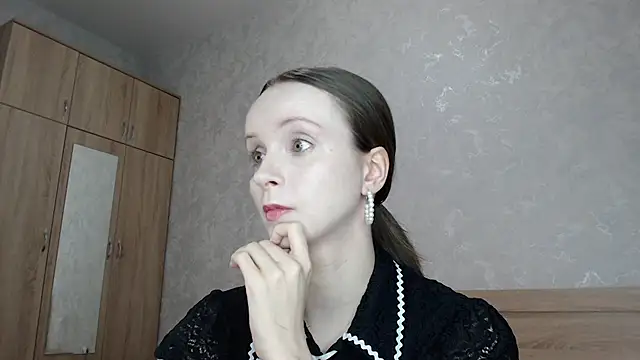 Yourplayfulspark online show from November 19, 6:08 pm