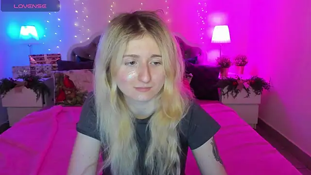 CamillaDreamer online show from January 6, 4:21 pm