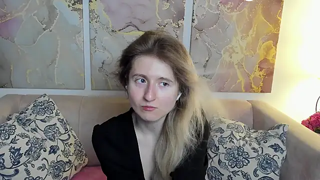 CamillaDreamer online show from May 29, 11:41 am