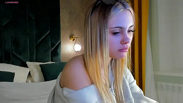 KarinaBroks online show from January 13, 10:20 am