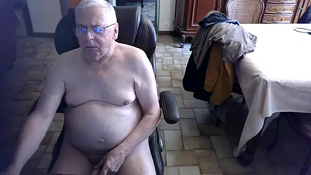 Alain633 online show from February 13, 10:11 am