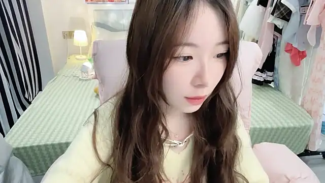 Snapshot of Gardenia-222 chatting on February 4, 1:50 pm Gardenia-222 online show from February 4, 1:50 pm