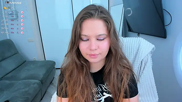 Eva Cheeky online show from October 7, 5:37 am