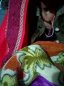 Snapshot of Lona2525 chatting on January 9, 8:21 pm Lona2525 online show from January 9, 8:21 pm