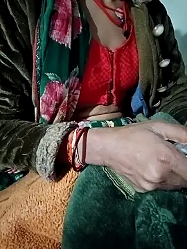 Snapshot of Lona2525 chatting on February 8, 6:55 pm Lona2525 online show from February 8, 6:55 pm