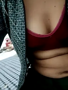 Snapshot of kavita_bhabi chatting on December 20, 3:19 pm kavita bhabi online show from December 20, 3:19 pm