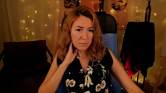 DonnaSmitth online show from November 13, 3:55 pm