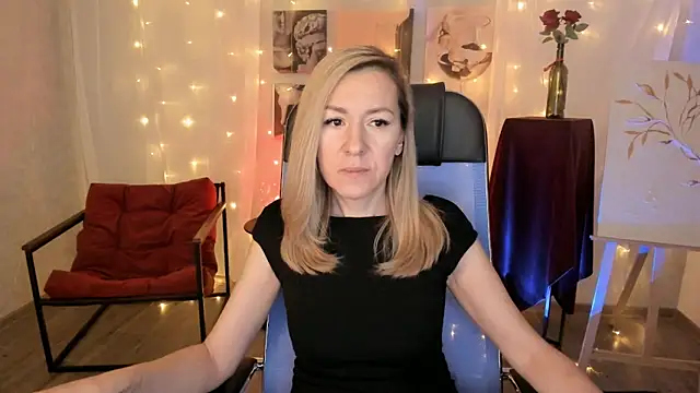 DonnaSmitth online show from February 10, 6:34 pm