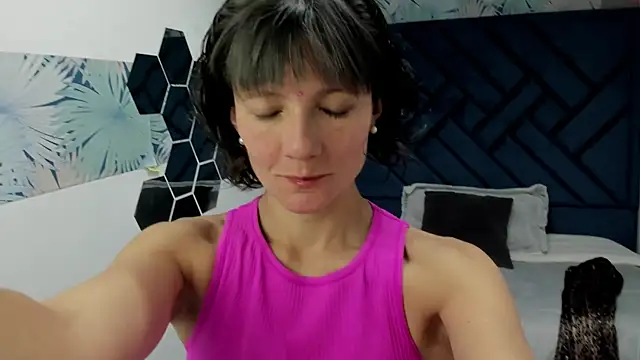 Valery More   online show from November 18, 12:31 pm