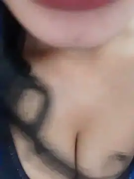 Snapshot of Meenu_rani6 chatting on July 28, 8:52 pm Meenu rani6 online show from July 28, 8:52 pm