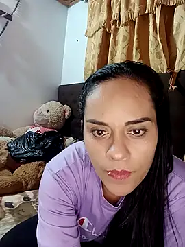 Snapshot of QueenBDSM chatting on October 27, 1:09 am QueenBDSM online show from October 27, 1:09 am