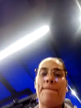 Snapshot of QueenBDSM chatting on November 14, 2:38 pm QueenBDSM online show from November 14, 2:38 pm