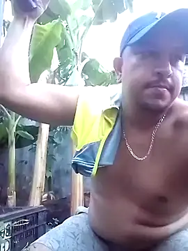 Snapshot of Tequilamaster chatting on November 19, 9:48 pm Tequilamaster online show from November 19, 9:48 pm