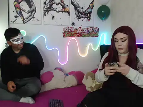 Redvelvett22 online show from November 29, 3:42 am