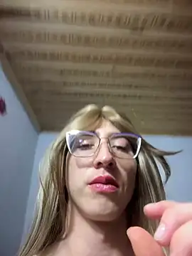 NICOLLE  12 online show from November 20, 8:52 pm